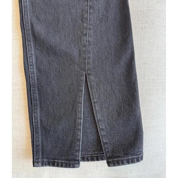 NWT Abercrombie 90s Relaxed High Rise Jeans Black Split Hem Size 26 / 2 Short - Picture 4 of 7